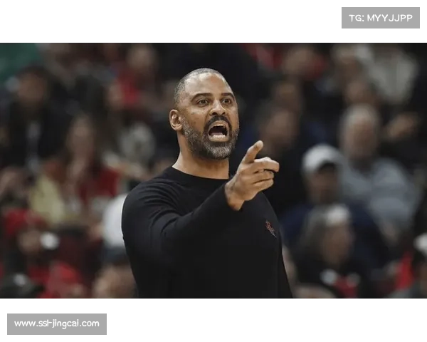 乌度卡末节调整险成卧底,火箭险胜暴露轮换问题 乌度卡末节调整险成卧底,火箭险胜暴露轮换问题